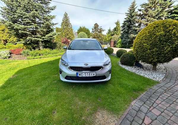 Kia Ceed cena 39000 przebieg: 158000, rok produkcji 2019 z Będzin małe 352